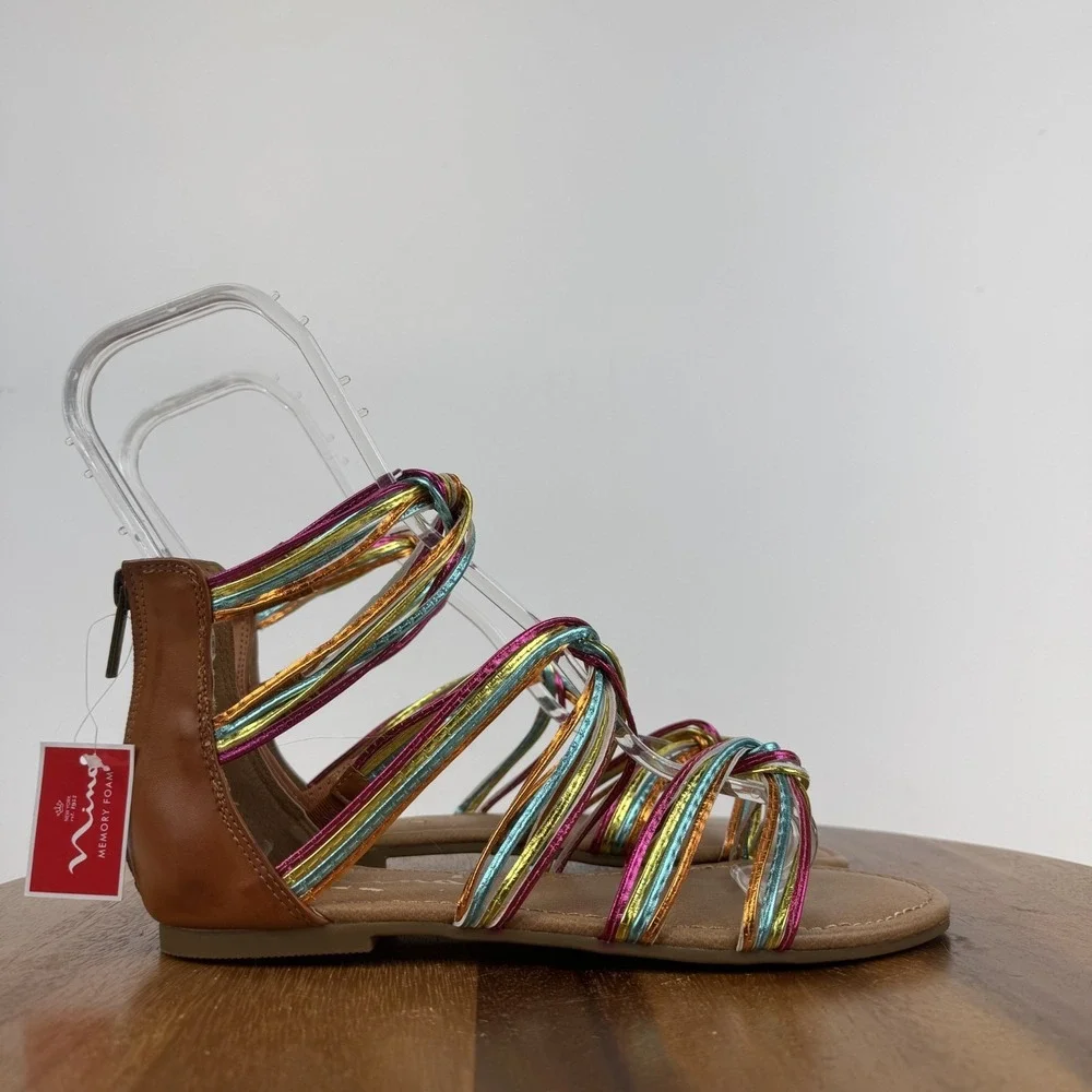 New NWOB Big Kids Girls Nina Marietta Rainbow Metallic Gladiator Sandals Size 6‎